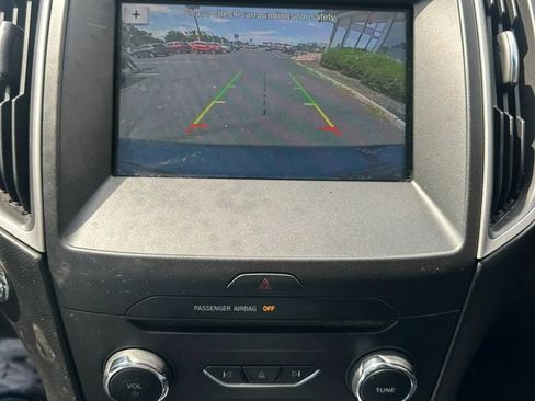 Used 2017 Ford Edge SEL w/ Equipment Group 201A AWD/4WD image 13