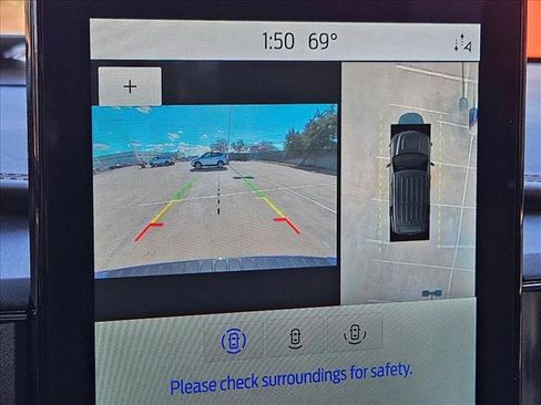 Used 2021 Ford Explorer King Ranch w/ Premium Technology Package image 13