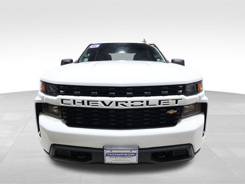 Used 2022 Chevrolet Silverado 1500 Custom AWD/4WD image 7
