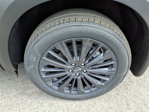 New 2026 Nissan Pathfinder SL AWD/4WD image 4
