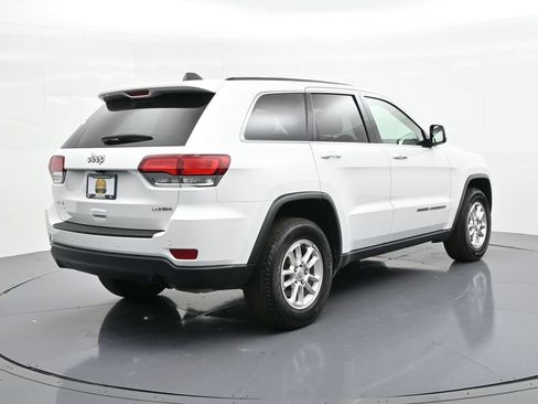Used 2020 Jeep Grand Cherokee Laredo AWD/4WD image 6