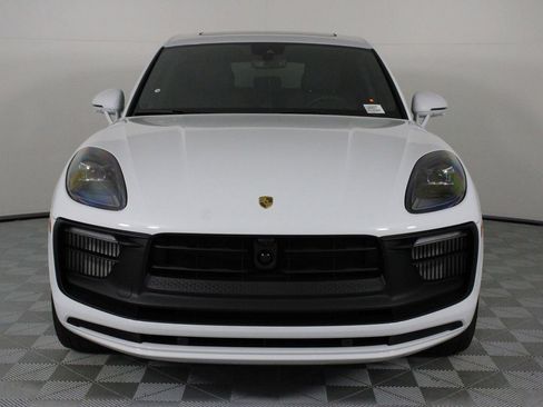 New 2026 Porsche Macan GTS image 10