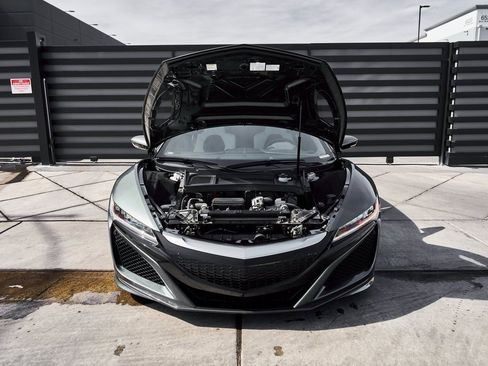 Used 2017 Acura NSX image 17