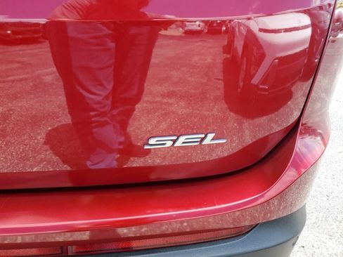 Used 2015 Ford Edge SEL w/ Equipment Group 201A FWD image 9