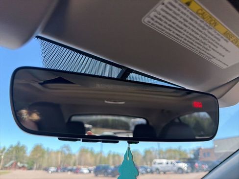 Used 2021 Subaru Crosstrek 2.5i Sport w/ Moonroof Package AWD/4WD image 27