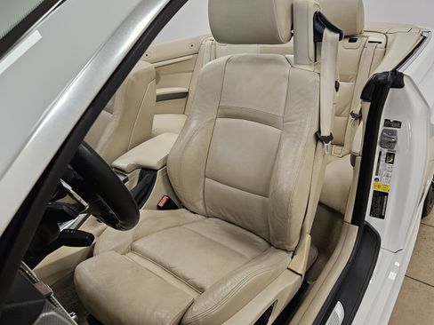 Used 2012 BMW 335is Convertible image 39