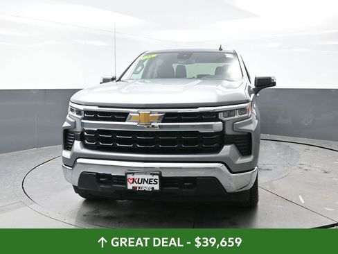 Used 2025 Chevrolet Silverado 1500 LT image 8