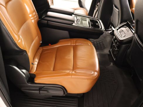 Used 2019 Lincoln Navigator L Reserve AWD/4WD image 16
