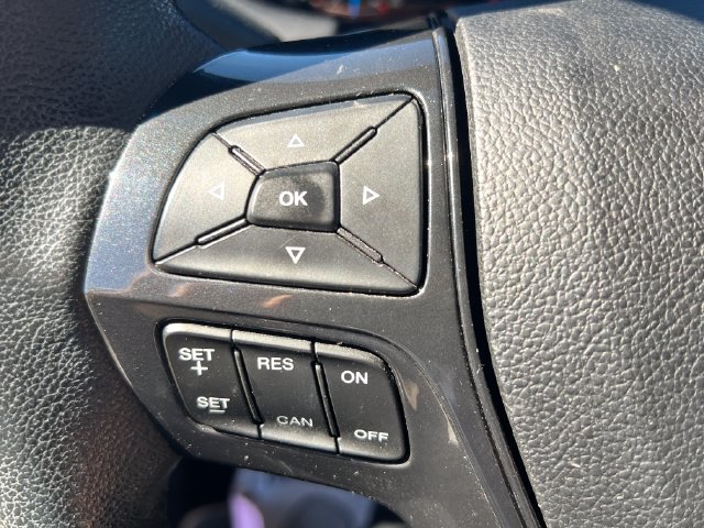 Used 2018 Ford Explorer XLT FWD image 22