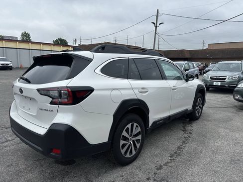 Used 2023 Subaru Outback Premium AWD/4WD image 19