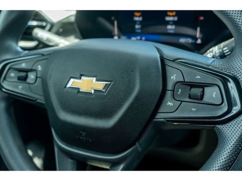 Used 2025 Chevrolet TrailBlazer LT AWD/4WD image 29