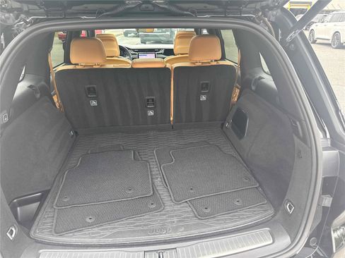 Used 2022 Jeep Grand Cherokee Summit w/ Luxury Tech Group V RWD image 28