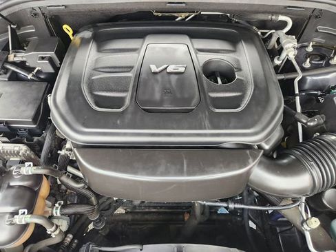 Used 2016 Dodge Durango Limited w/ Nav & Power Liftgate Group image 30