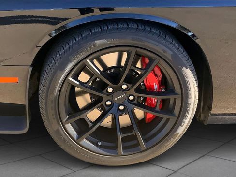 Used 2023 Dodge Challenger SRT Hellcat image 9