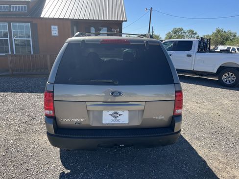 Used 2003 Ford Explorer XLT image 5