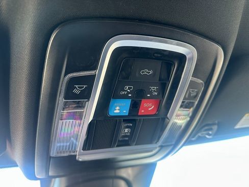 Used 2025 RAM 2500 Laramie image 34