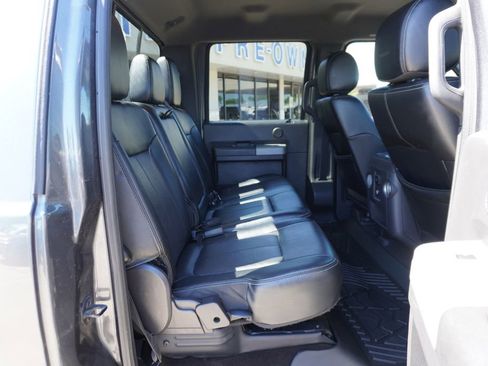Used 2015 Ford F250 Lariat w/ Lariat Interior Package AWD/4WD image 20
