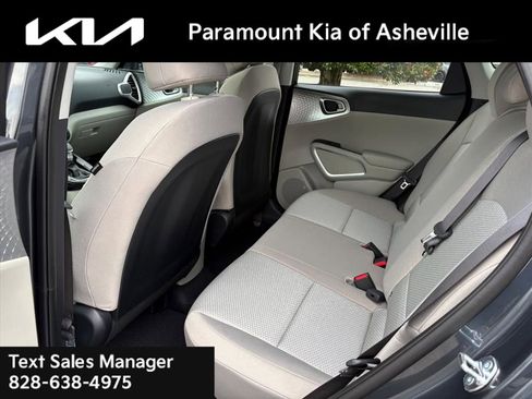 New 2025 Kia Soul LX image 18