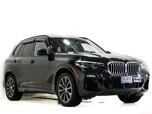 Used 2021 BMW X5 xDrive40i w/ M Sport Package AWD/4WD image 1