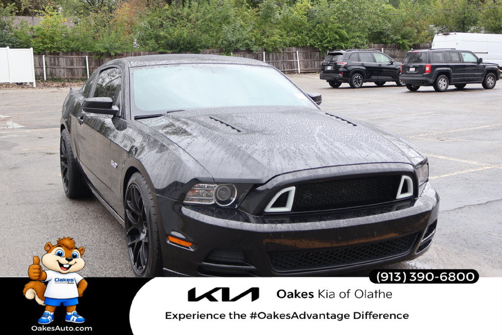 Used 2013 Ford Mustang GT Premium w/ Brembo Brake Pkg RWD image 1