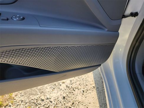 New 2025 Hyundai Elantra Sport image 16