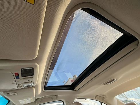 Used 2016 Subaru Legacy 2.5i Limited image 35