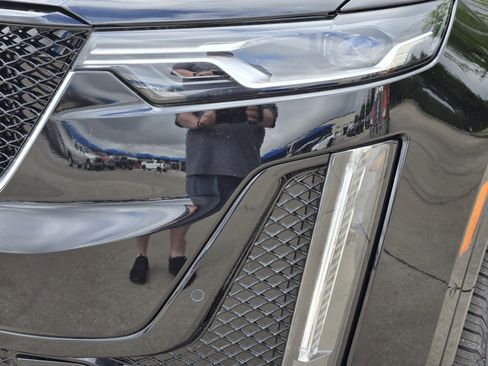 New 2025 Cadillac XT6 Sport w/ Technology Package image 6