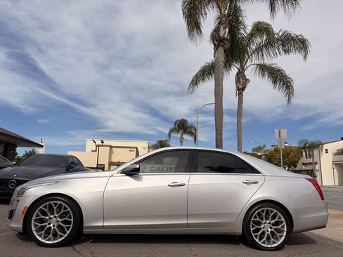 Used 2019 Cadillac CTS Sedan image 2