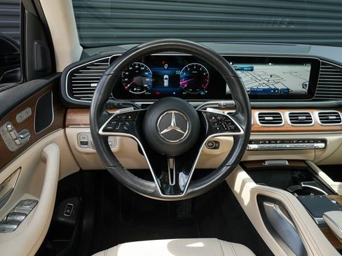 Used 2024 Mercedes-Benz GLE 450 4MATIC image 28
