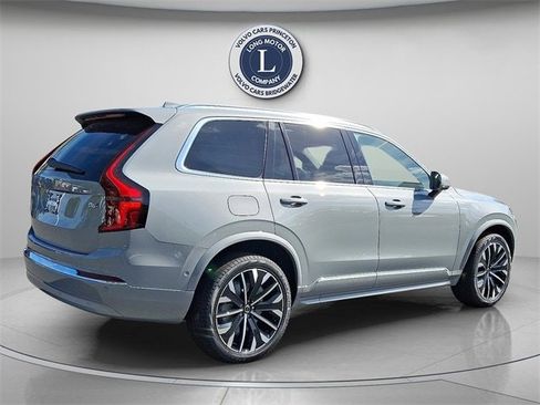 New 2026 Volvo XC90 B6 Plus w/ Protection Package Premier image 4