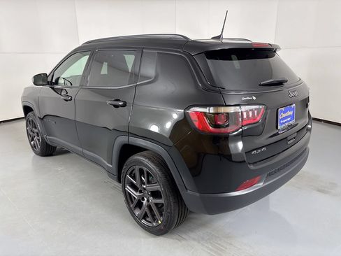 New 2026 Jeep Compass Latitude AWD/4WD image 6