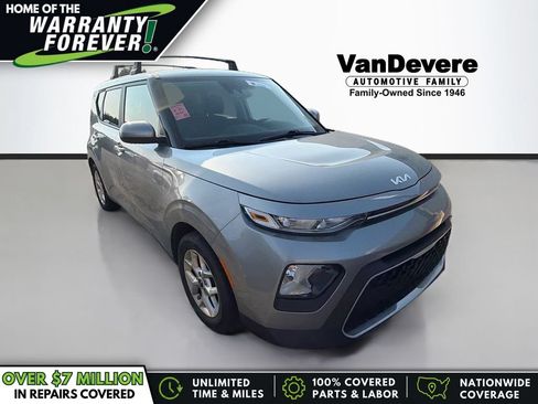 Used 2022 Kia Soul LX w/ Technology Package FWD image 1