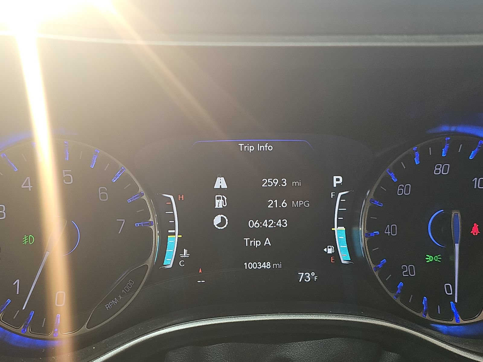 Used 2024 Chrysler Pacifica Touring-L FWD image 13