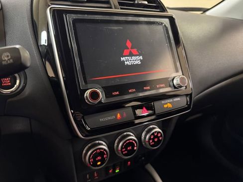 Used 2020 Mitsubishi Outlander Sport SE FWD image 13