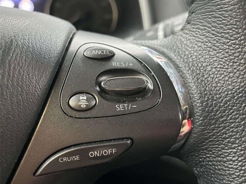 Used 2020 Nissan Murano SV w/ Premium Package image 24