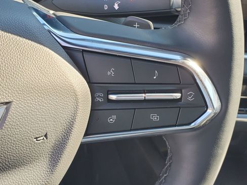 Used 2026 Chevrolet Equinox LT w/ Convenience Package II FWD image 23