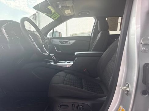 Used 2020 Chevrolet Blazer LT FWD image 14