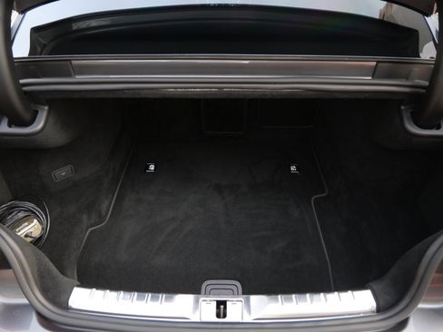 Used 2020 Bentley Continental GT image 21