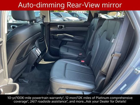 Certified 2025 Kia Sorento EX w/ Panoramic Sunroof Package AWD/4WD image 25