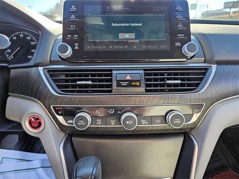 Used 2019 Honda Accord EX-L image 22