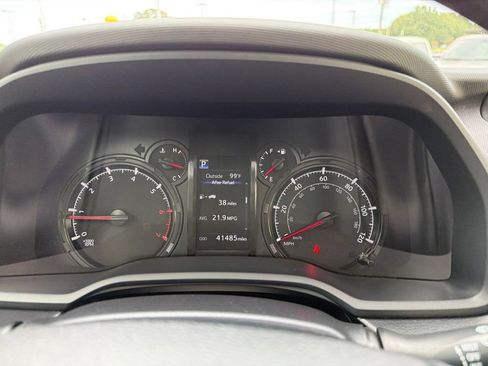 Used 2023 Toyota 4Runner SR5 Premium w/ Moonroof Package AWD/4WD image 28