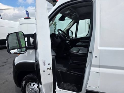 Used 2023 RAM ProMaster 3500 w/ Lane Management Group FWD image 14