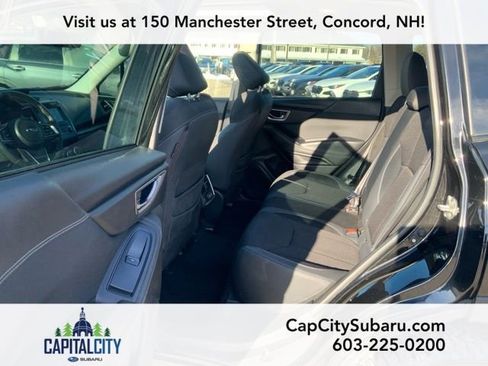 Used 2021 Subaru Forester Premium image 13