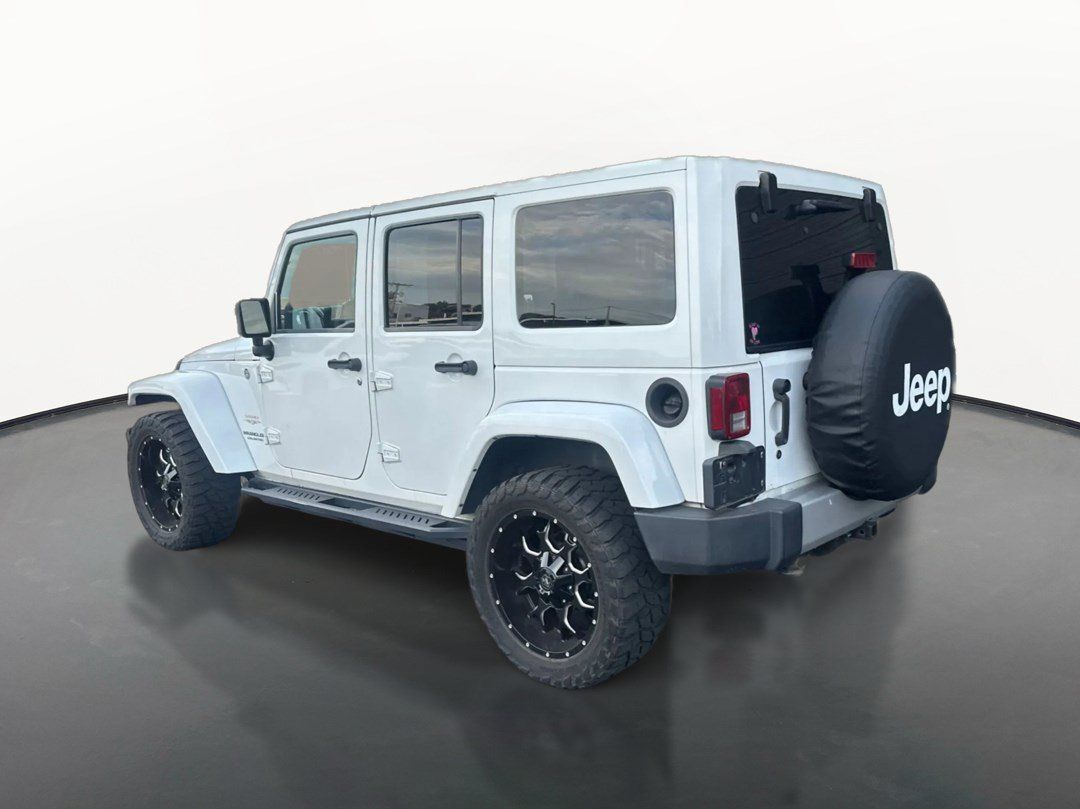 Used 2013 Jeep Wrangler Unlimited Sahara w/ Connectivity Group AWD/4WD image 5