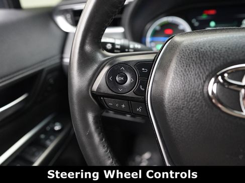 Used 2022 Toyota Venza Limited image 22