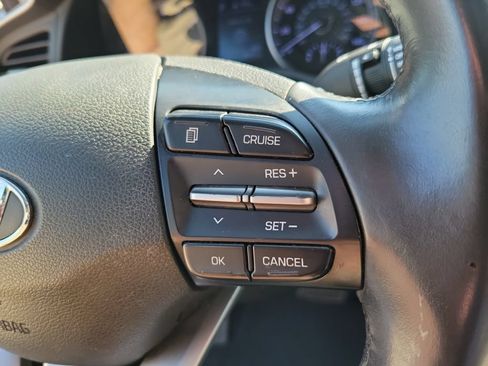 Used 2020 Hyundai Elantra Value Edition FWD image 26