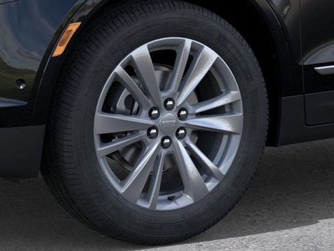 New 2026 Cadillac XT5 Premium Luxury w/ LPO, Floor Liner Package image 9