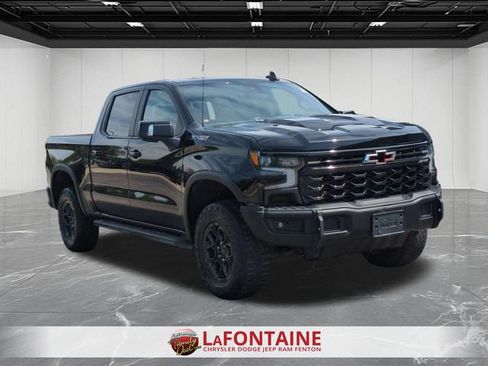 Used 2023 Chevrolet Silverado 1500 ZR2 w/ ZR2 Bison Edition AWD/4WD image 7