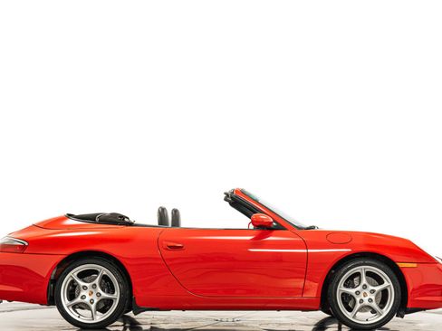 Used 2004 Porsche 911 Cabriolet image 2