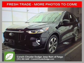 Used 2023 Ford Escape Platinum AWD/4WD video 1